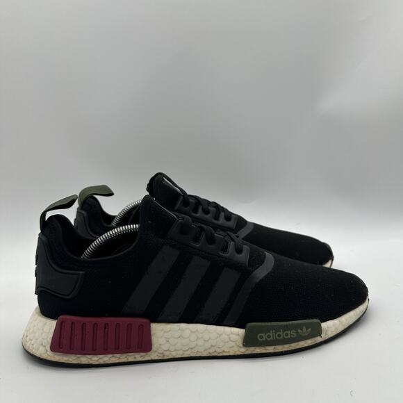 Men Size 11.5 Adidas Nmd R1 Core Black Collegiate Burgundy Athletic Shoe BB7791 - Picture 1 of 10